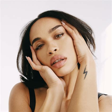 Actress Cleopatra Coleman Shares Her Beauty。